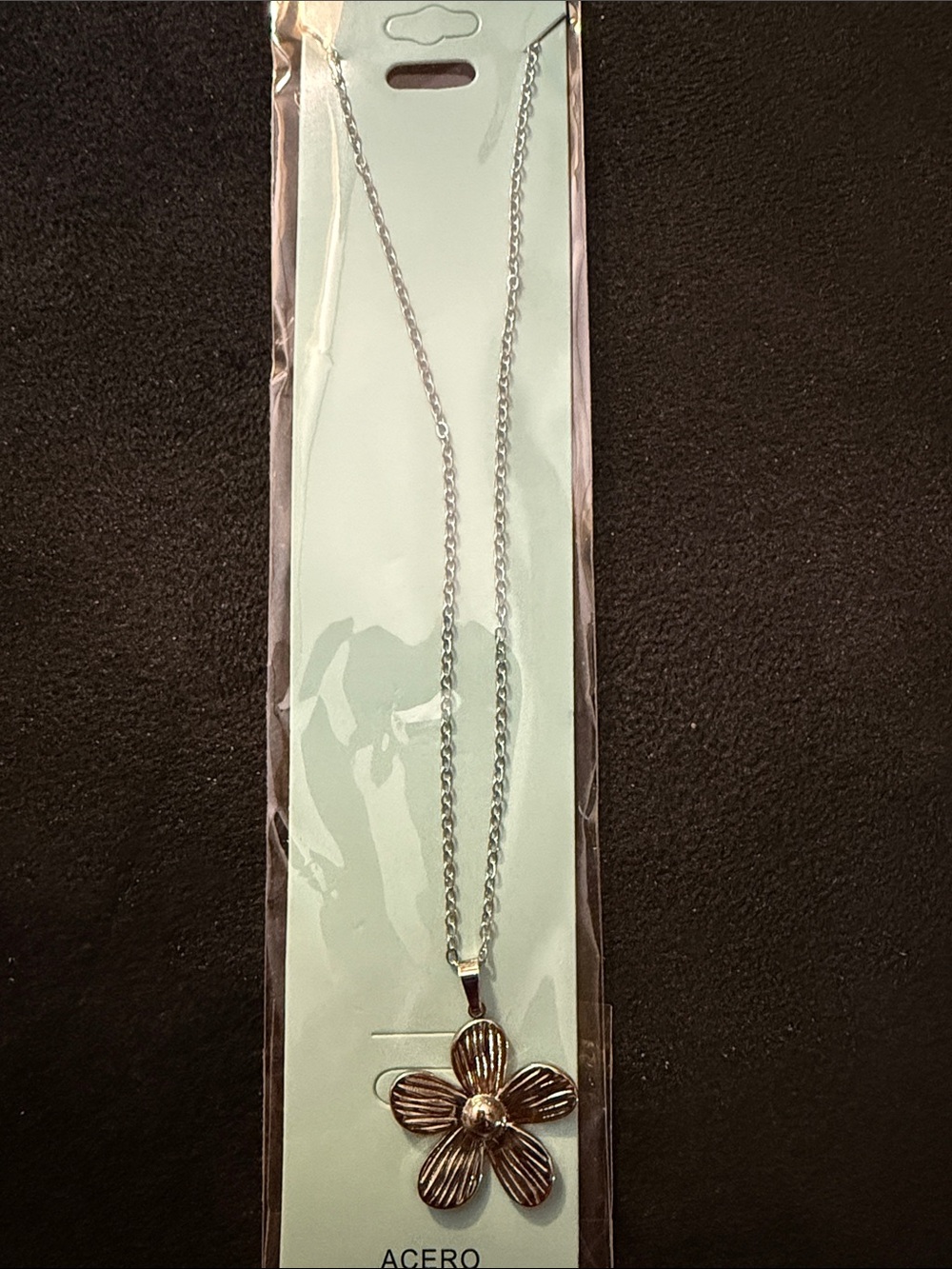 Stainless Steel Flower Pendant Necklace - Silver